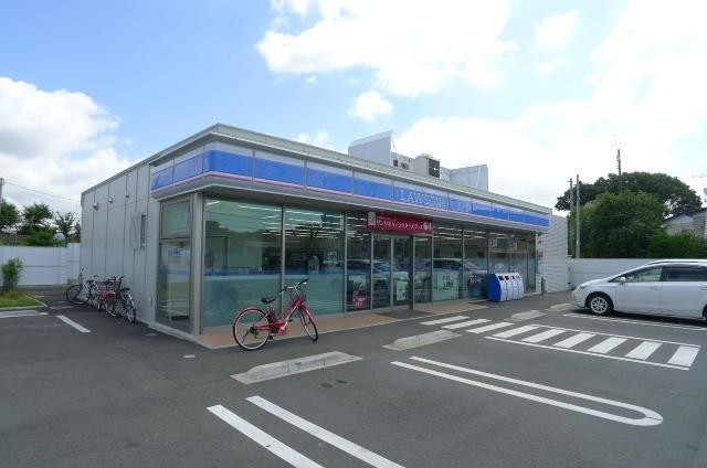 コンビニ　ローソン（コンビニ）まで208m