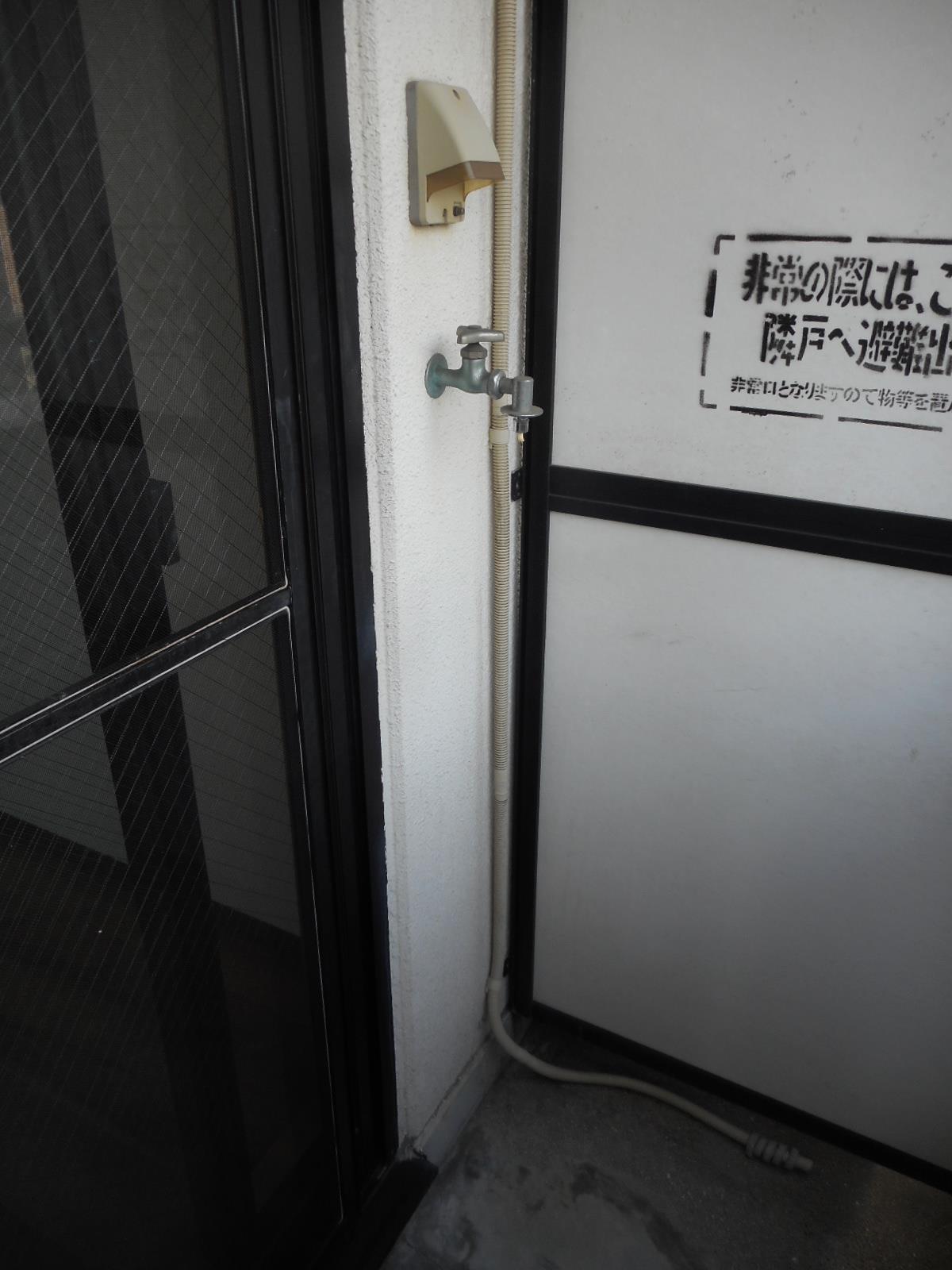 その他設備　室外洗濯機置場