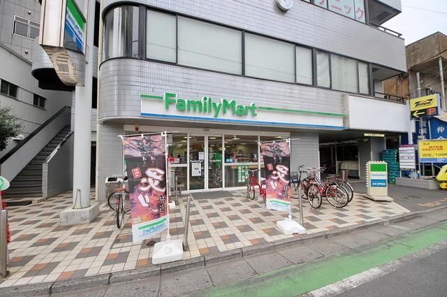 コンビニ　ファミリーマート西所沢店（コンビニ）まで329m