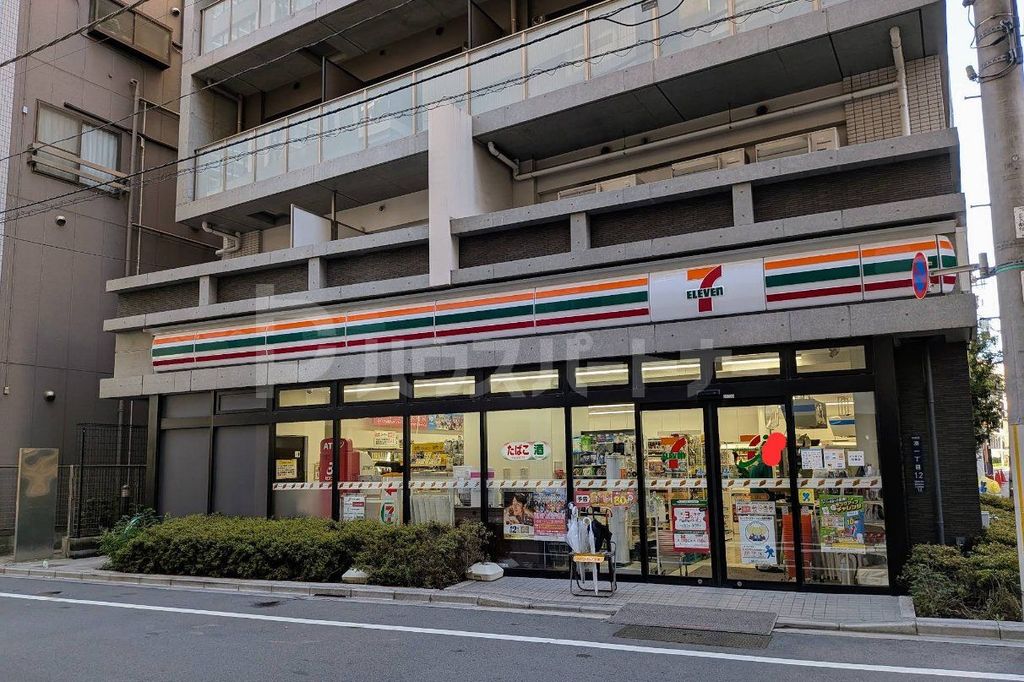 コンビニ　セブンイレブン中央区湊1丁目店（コンビニ）まで350m