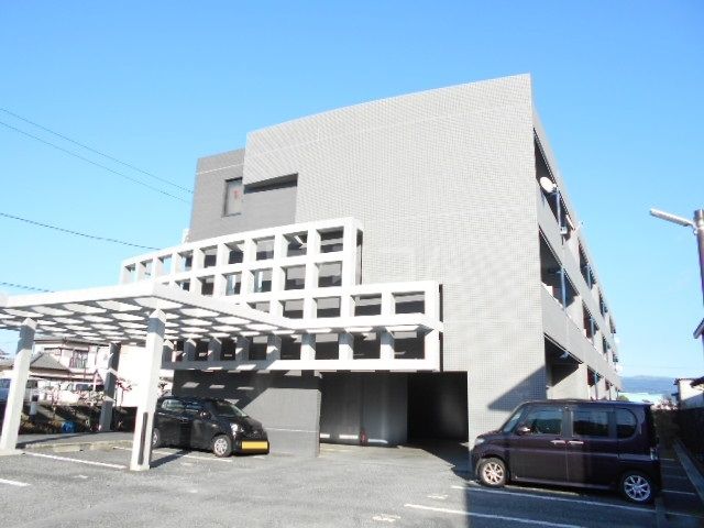 第2レジデンスISHIIの外観写真