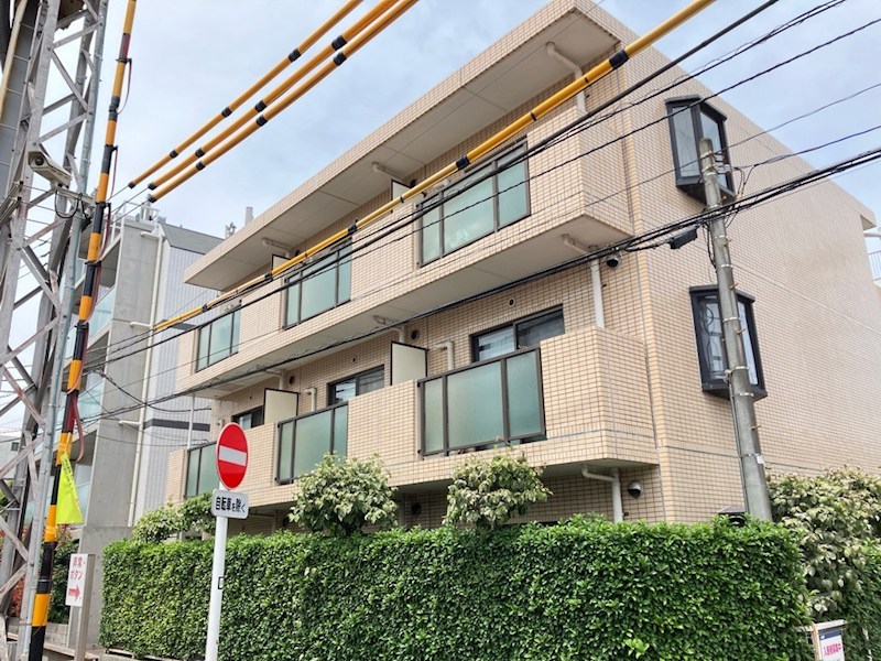 建物外観　南東角部屋　南側バルコニー