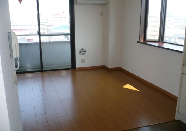 その他部屋・スペース　☆角部屋で２面採光のお部屋です☆