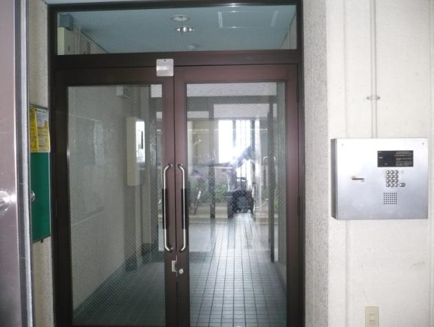 エントランス　☆安心のオートロックです☆