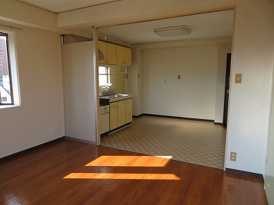 その他部屋・スペース　日当良好☆広々１０帖家具の配置もラクラク
