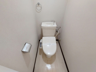 【松山市福音寺町のマンションのトイレ】