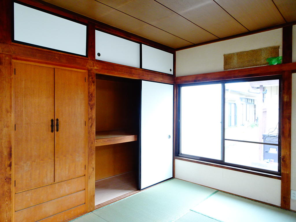 収納　和室6帖で収納スペースが多い和室♪