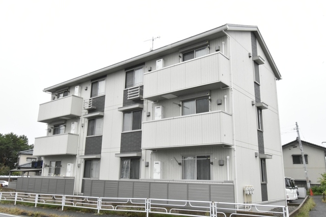 新潟県新潟市東区石山３（アパート）の賃貸物件の外観