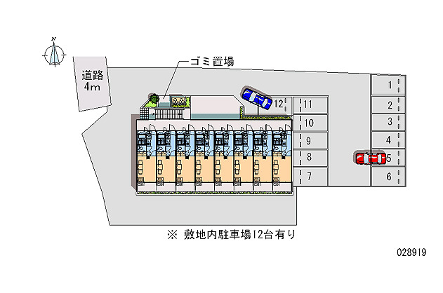 【GRANDの駐車場】