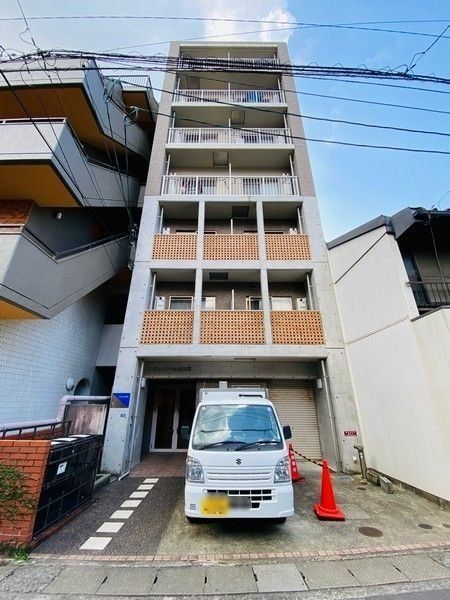 レジョンドール古川町の建物外観