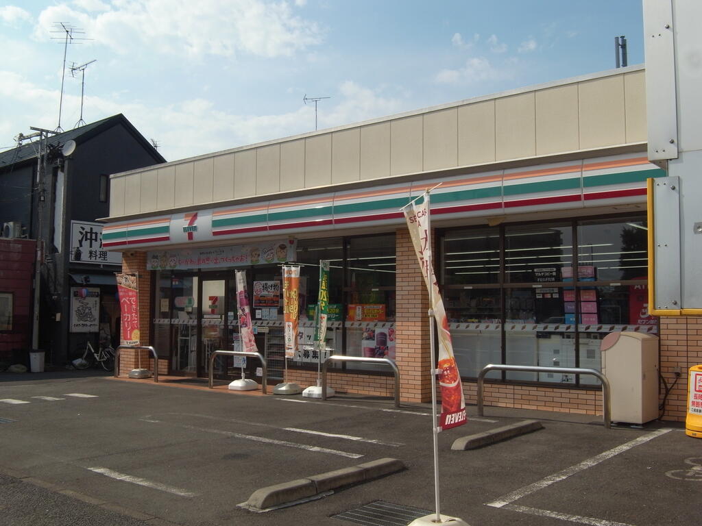 コンビニ　セブンイレブン小平小川駅東口店（コンビニ）まで571m