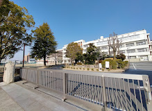 高校・高専　私立倉敷翠松高校（高校・高専）まで411m