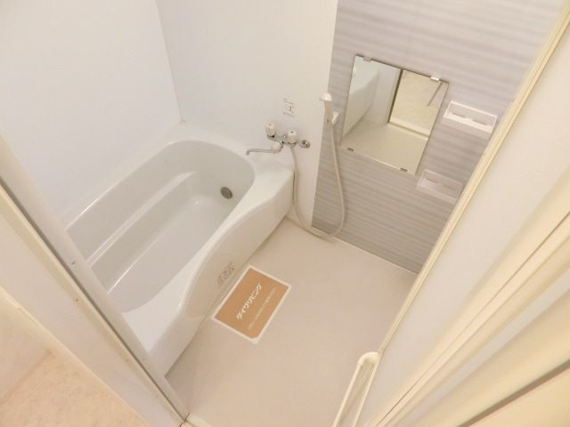 バス・シャワールーム　便利な追焚機能付き