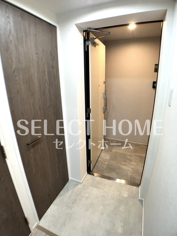 玄関　落ち着いた玄関です