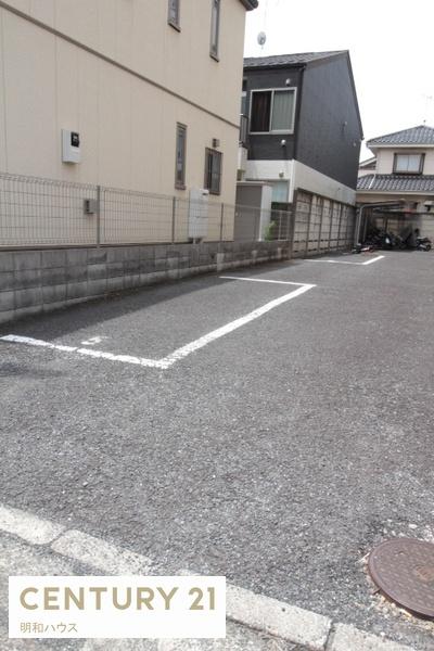 駐車場　敷地内に駐車場もございます♪