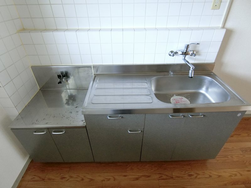 キッチン　※同型タイプ（反転）