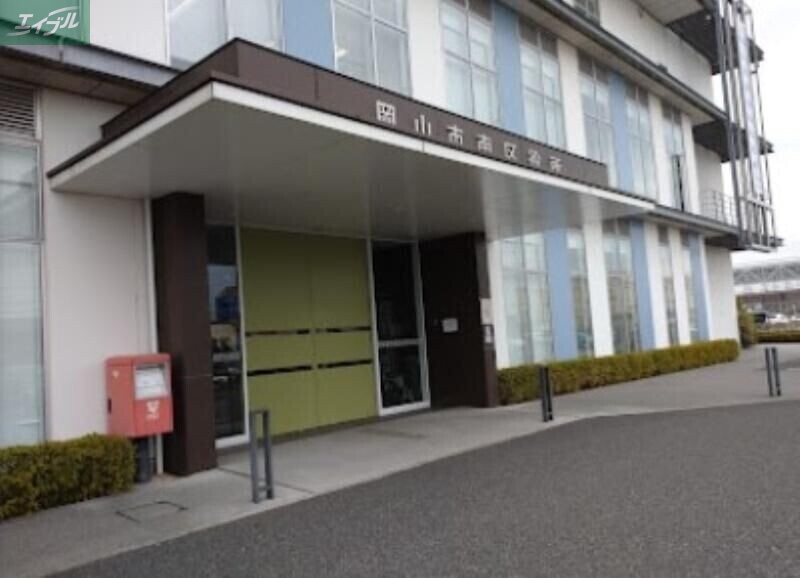 中学校　岡山市立岡北中学校（中学校）まで452m