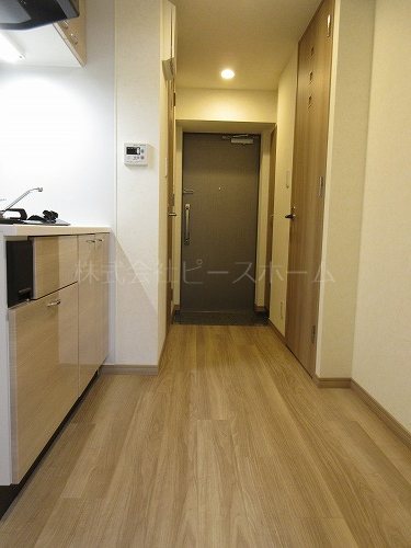 居室・リビング　※別号室参考写真