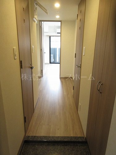 玄関　※別号室参考写真