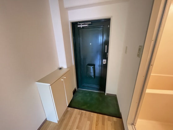 玄関　※別部屋の写真です