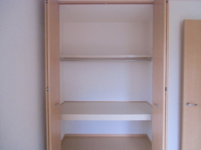 収納　クローゼット