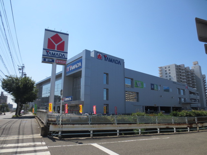 ホームセンター　ヤマダ電機（ホームセンター）まで214m