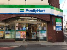 コンビニ　ファミリーマート戸越六丁目店（コンビニ）まで315m