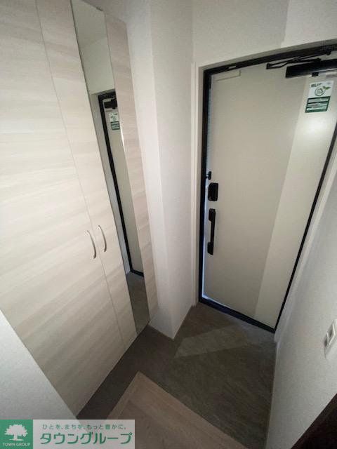 玄関　バルコニー