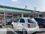 コンビニ　ファミリーマート（コンビニ）まで505m