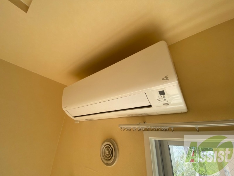 その他設備　エアコンもあり暑い夏もこれで快適ですよ～