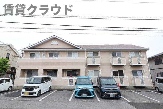 建物外観　最寄り駅からの距離も大事なポイントですよね！