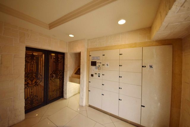 エントランス　エントランス