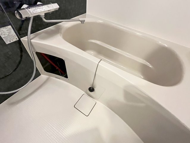 バス・シャワールーム　詳細は、RISUMO江坂本店までお問合せください♪