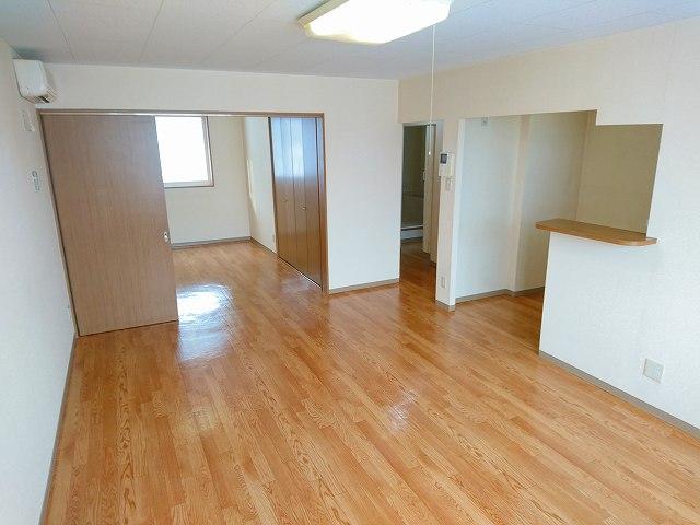 居室・リビング　リビング２