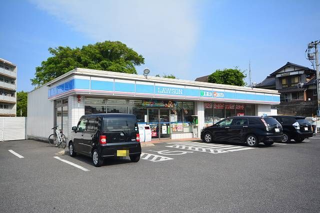 コンビニ　ローソン（コンビニ）まで1000m