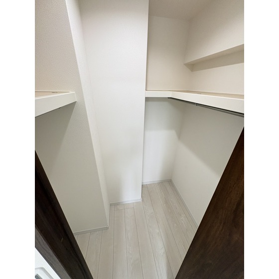 収納　※別部屋写真、現況優先