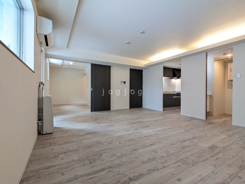 居室・リビング　同号室タイプ写真