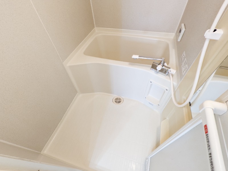 バス・シャワールーム　図面と現状に相違がある場合には現状を優先