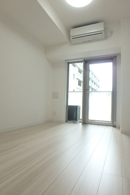 居室・リビング　おしゃれな居間です