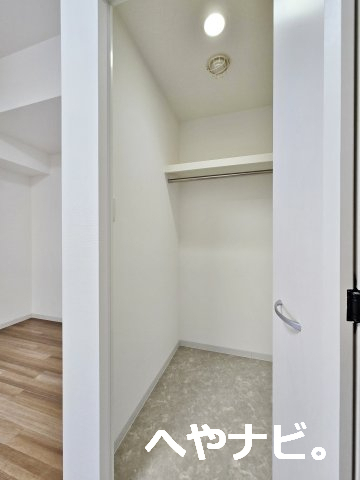 収納　★ウォークインクローゼット