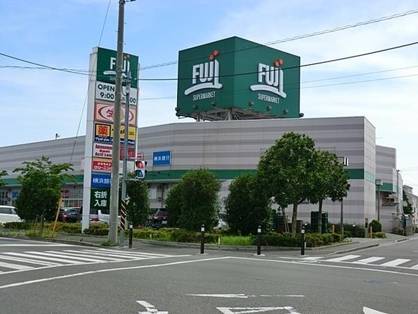 ドラックストア　マツモトキヨシ瀬谷橋戸店（ドラッグストア）まで417m