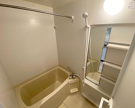 バス・シャワールーム　別タイプ部屋　参考写真です