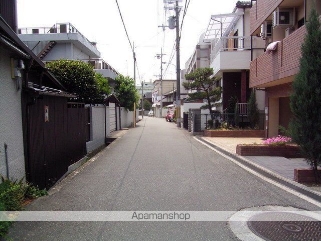 その他　前面道路（その他）まで0m