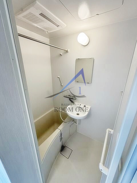 バス・シャワールーム　お風呂です。