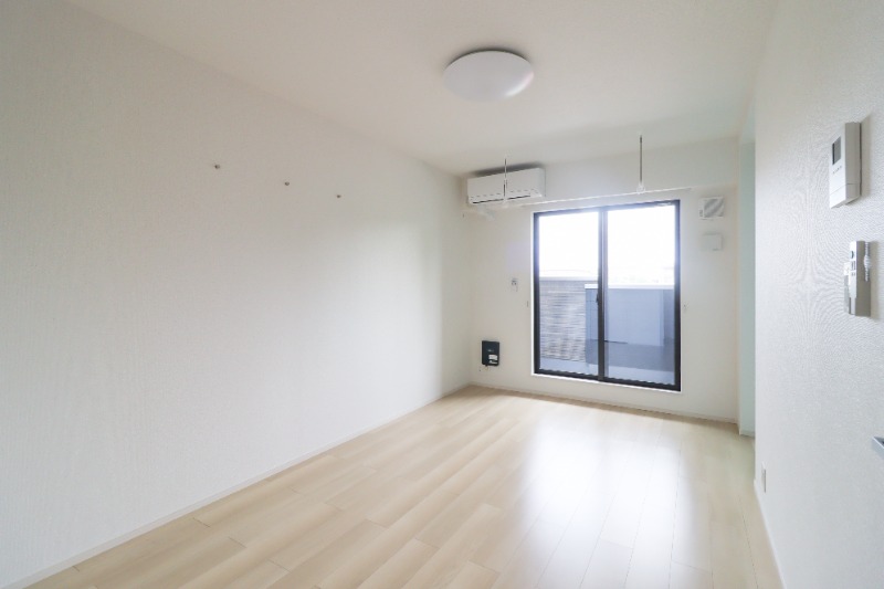 居室・リビング　図面と現状に相違がある場合には現状を優先