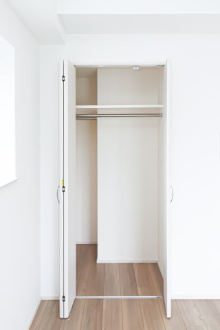 収納　別号室のものです。現状優先になります。