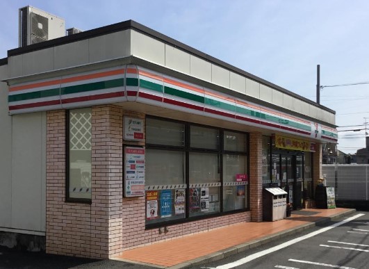 コンビニ　セブンイレブン 向ヶ丘遊園店（コンビニ）まで196m