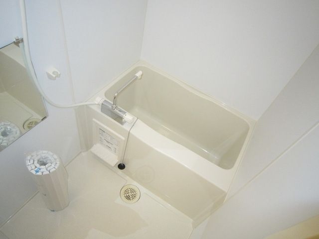 バス・シャワールーム　別部屋参考写真