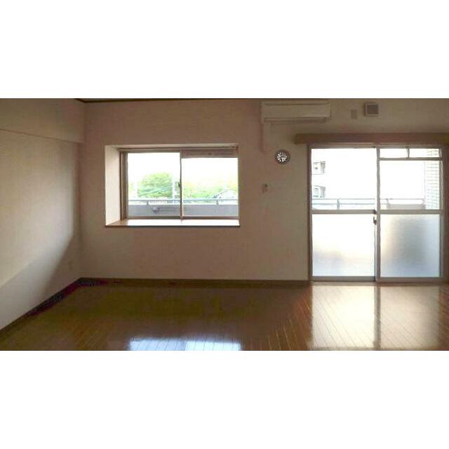 居室・リビング　リビングです　以下別号室参考写真です