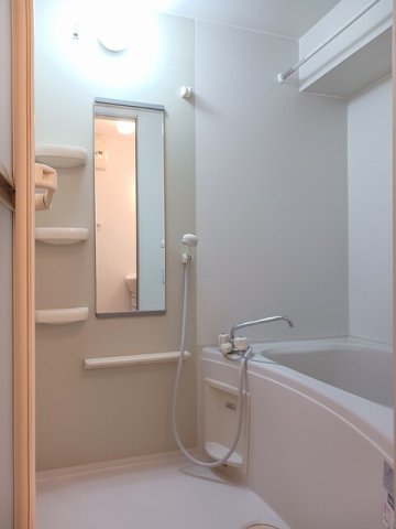 バス・シャワールーム　お風呂です